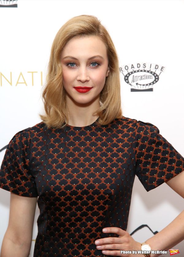 Sarah Gadon Photo