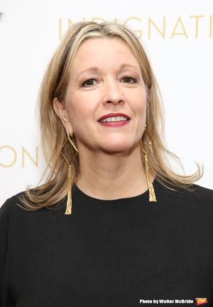 Linda Emond @ BroadwayWorld Linda Emond Photo