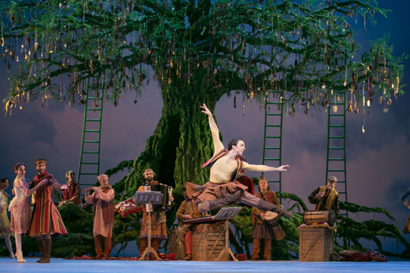 Photo Flash: The National Ballet of Canada Presents THE WINTER'S TALE Photo Flash: The National Ballet of Canada Presents THE WINTER'S TALE Image