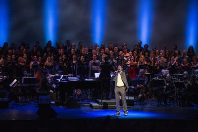 Brian Stokes Mitchell Photo