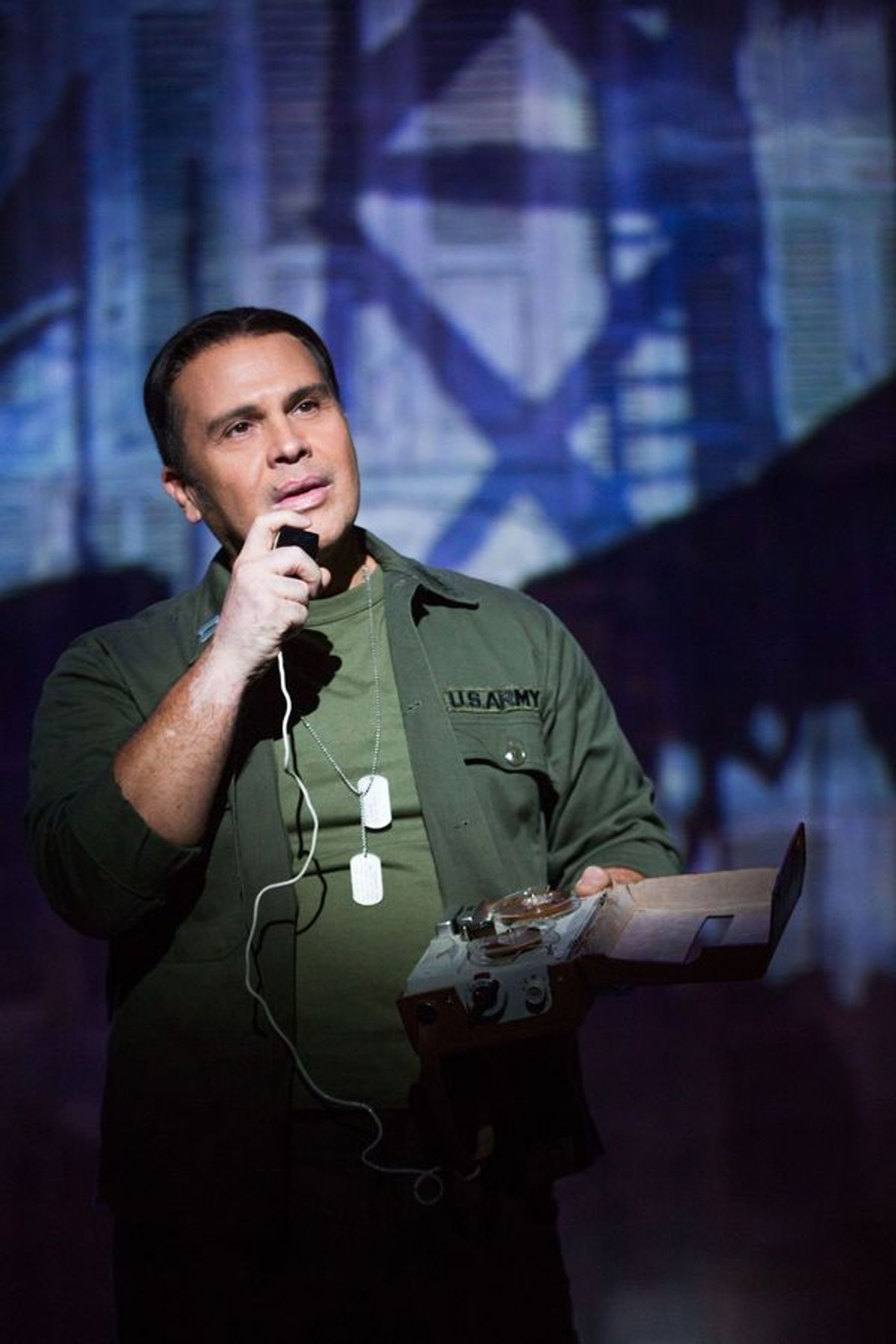 Photo Flash: First Look at ON YOUR FEET!'s New 'Emilio' - Ektor Rivera!  Image