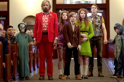 Left to right, Shree Crooks stars as Zaja, Viggo Mortensen as Ben, Samantha Isler as  Photo