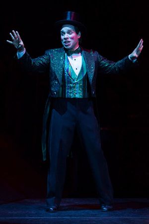 Robin De Jesus Photo