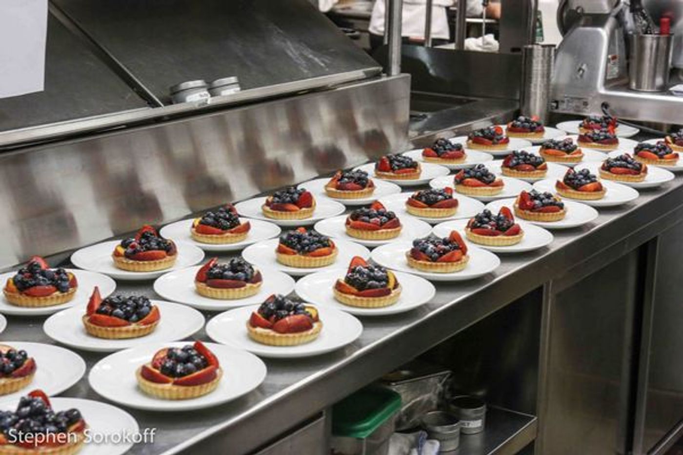 Photo Coverage: Feinstein's/54 Below's Lynn Bound & Amy's Bread Create New Sandwich To Benefit Broadway Barks  Image