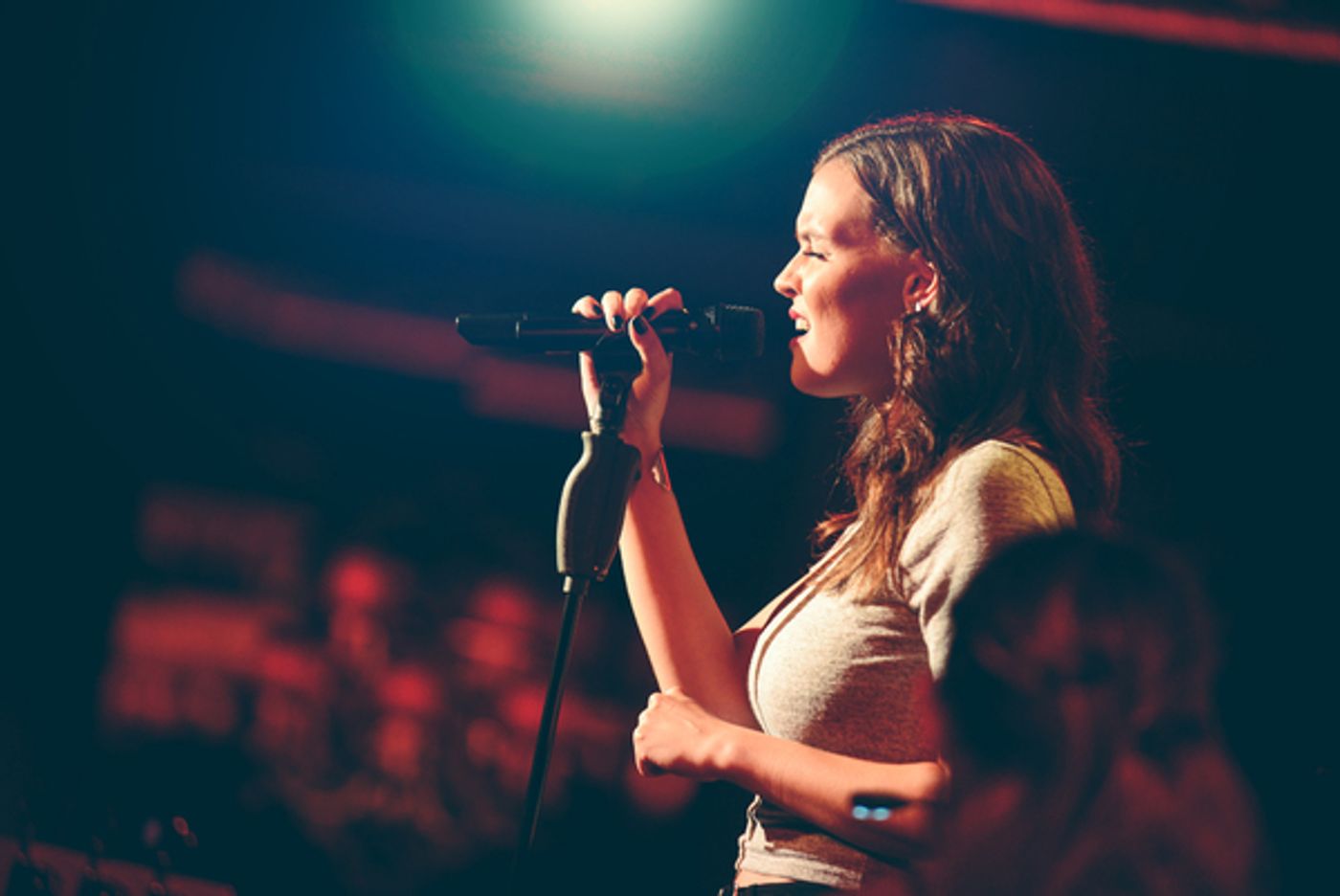 Photo Flash: Jennifer Damiano Makes Stunning Solo Debut at Feinstein's/54 Below  Image