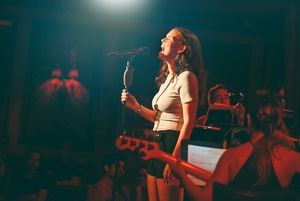 Jennifer Damiano @ BroadwayWorld Jennifer Damiano Photo