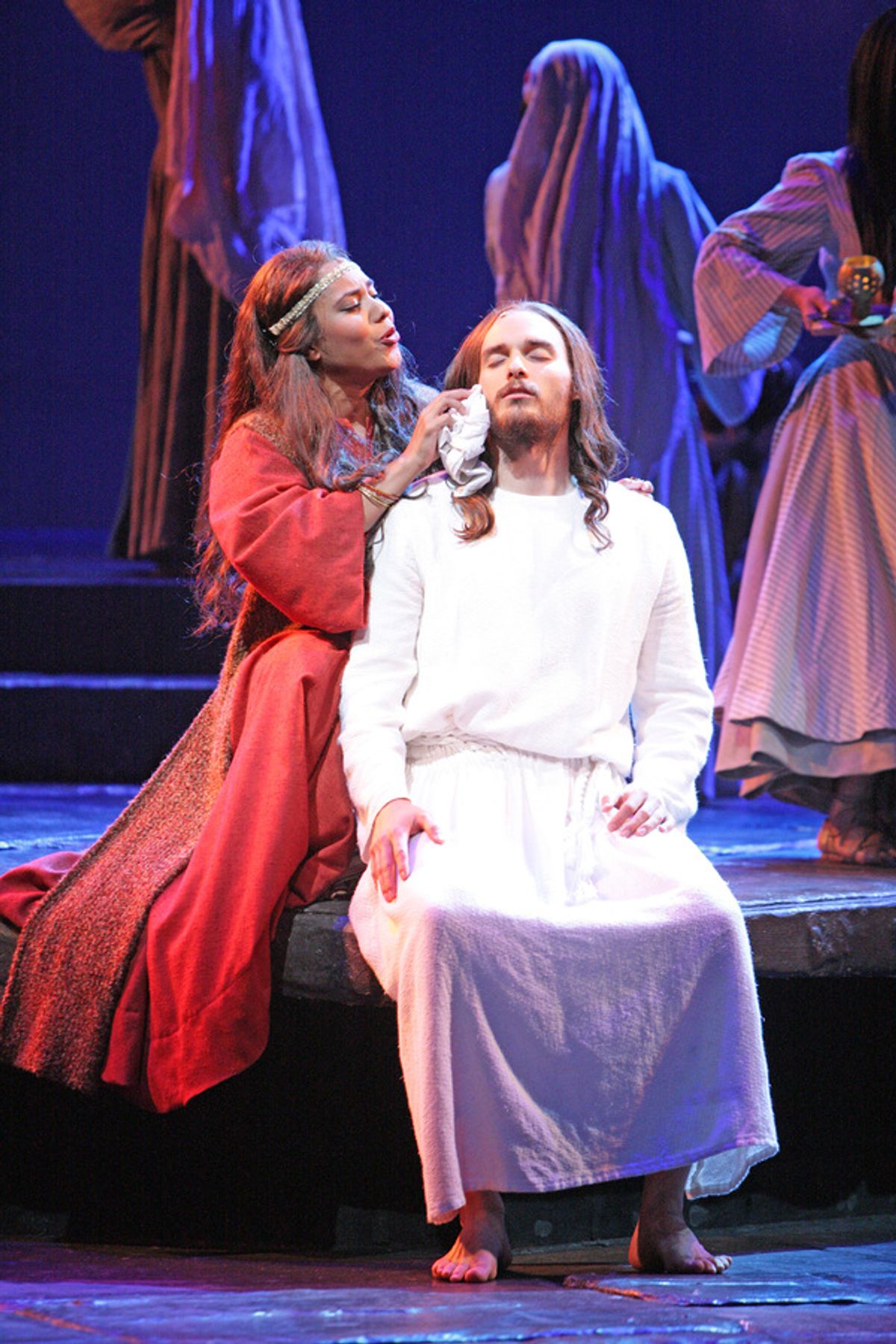 Mary Magdalene (Erin Clemons) assures Jesus (Thaddeus Pearson) that 'everything's alright'. at 