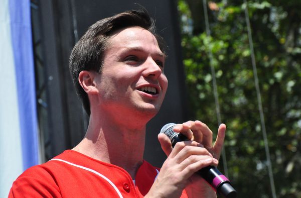 Photo Coverage: Casts of GREAT COMET, WAITRESS & More Arrive at Broadway In Bryant Park! — photo 6 of 60