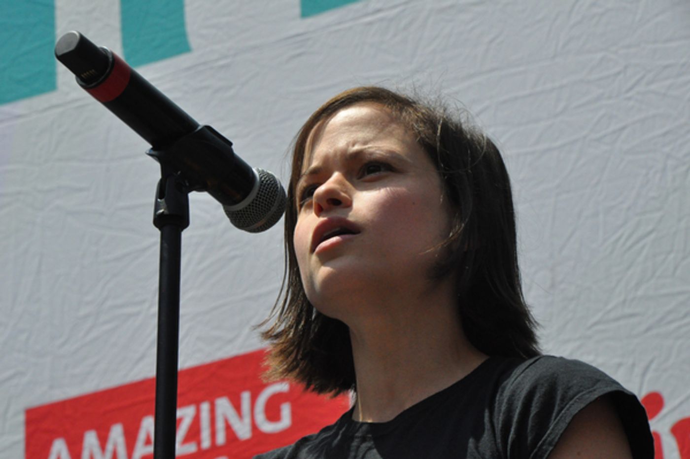 Photo Coverage: Casts of GREAT COMET, WAITRESS & More Arrive at Broadway In Bryant Park!  Image
