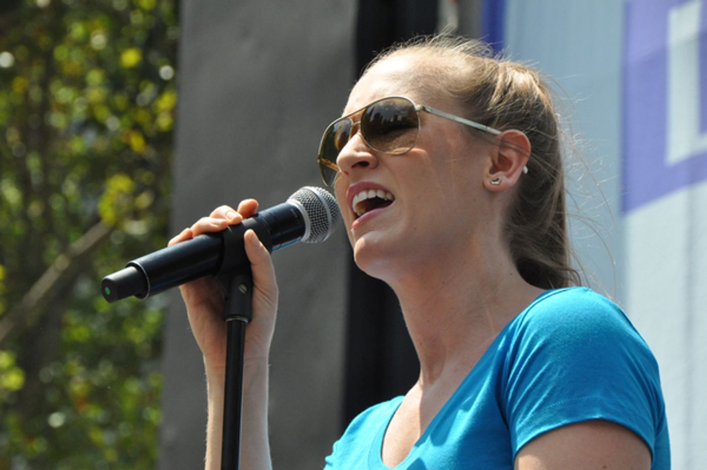 Photo Coverage: Casts of GREAT COMET, WAITRESS & More Arrive at Broadway In Bryant Park!  Image