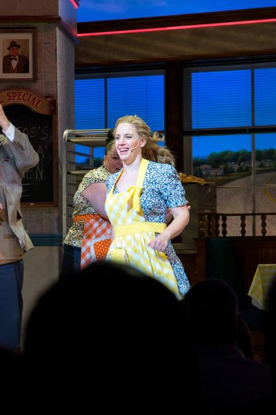 Jessie Mueller Photo