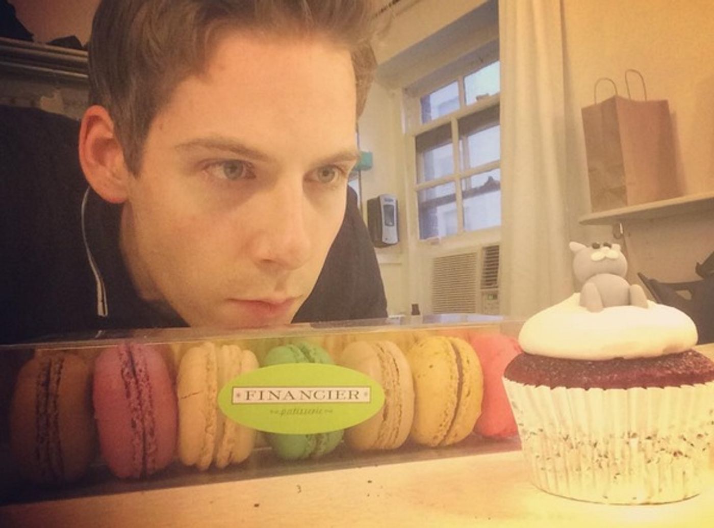 Photo Flash: Broadway Catches Some Zzzs for Saturday Intermission Pics!  Image