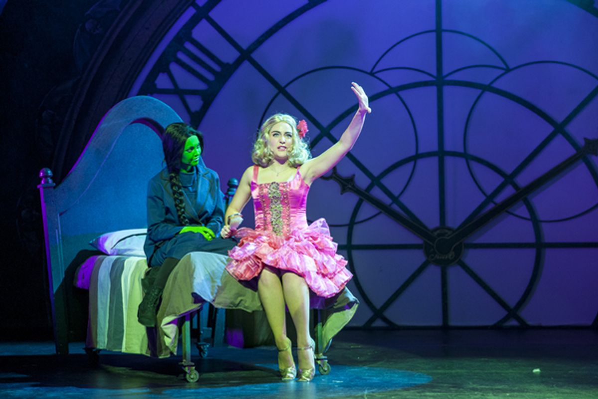 Ashleigh Oâ€™Brien and Mikayla Williams at 