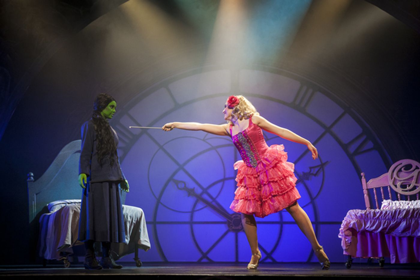 Photo Flash: First Look at Wayne Scott Kermond, Ashleigh O'Brien and More in the Australian Non-Professional Production of WICKED Image