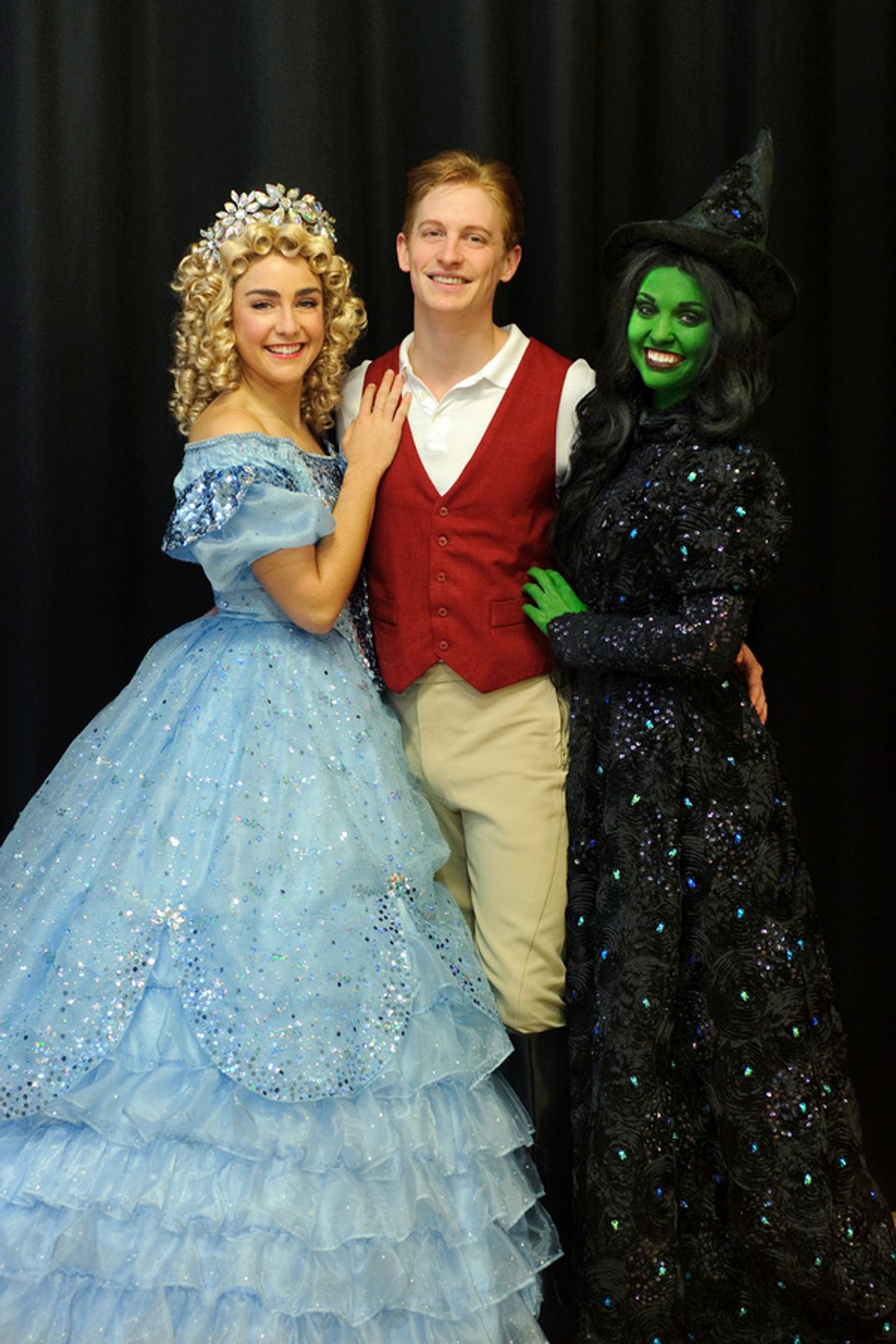 Mikayla Williams, Linden Furnell and Ashleigh O'Brien at 