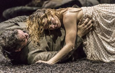 Brendan Cowell and Billie Piper Photo