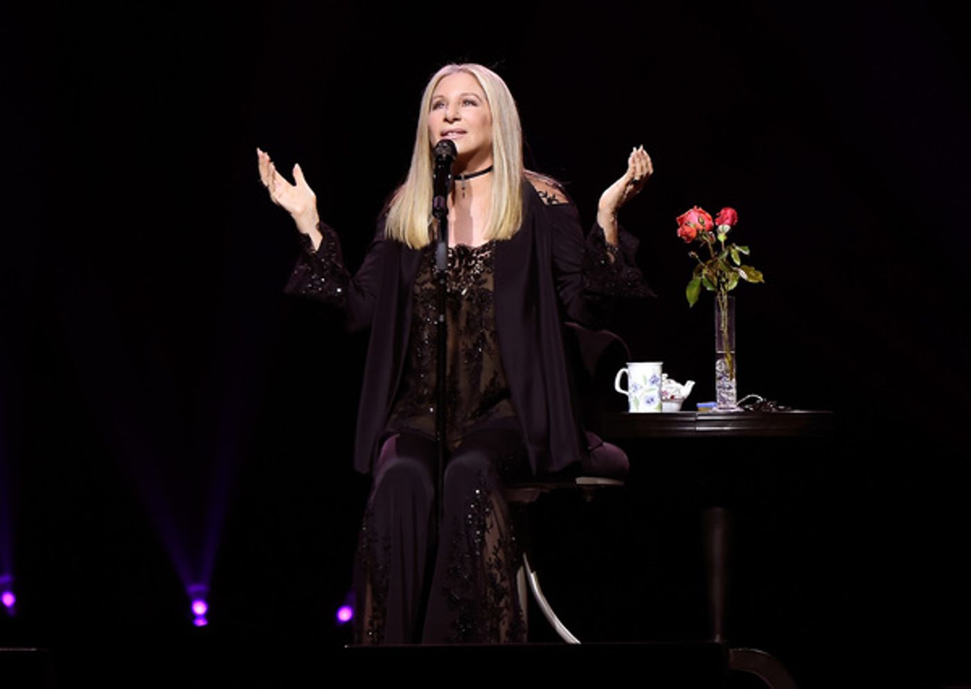 Photo Flash: Barbra Streisand Kicks Off THE MUSIC...THE MEM'RIES...THE MAGIC! Concert Tour in L.A.  Image