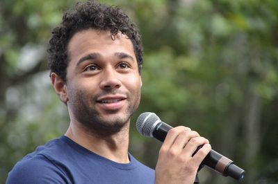 Corbin Bleu Photo