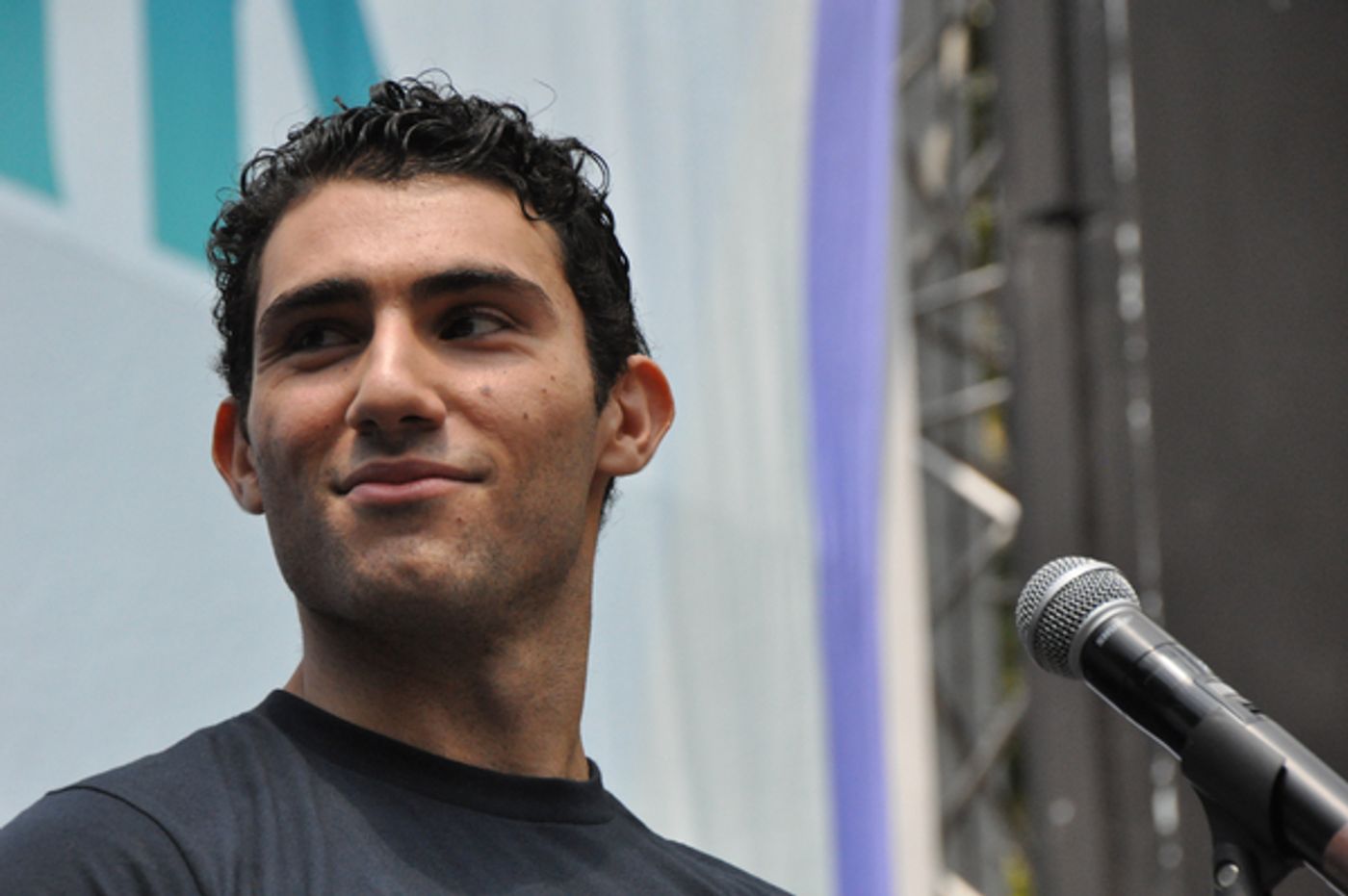Photo Coverage: HOLIDAY INN, AN AMERICAN IN PARIS & More Perform at Broadway in Bryant Park!  Image