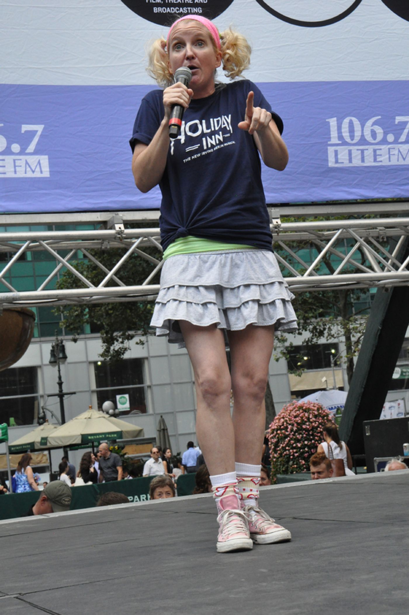 Photo Coverage: HOLIDAY INN, AN AMERICAN IN PARIS & More Perform at Broadway in Bryant Park!  Image