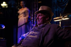 Daniel Gerroll Photo