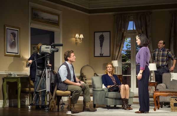 Carson Meyer, Jason Danieley, Kerry BishÃ©, Diane Davis, and Stephen Kunken. Photo