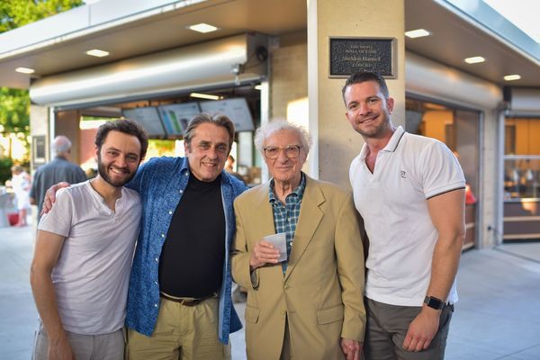 Photo Flash: Sheldon Harnick Inducted into the MUNY's Hall of Fame  Image