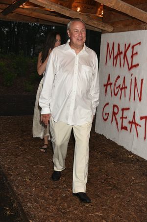 Robert Wilsonphoto by Rob Rich/SocietyAllure.com Â© 2016 robwayne1@aol.com 516-676- Photo