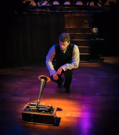 Paul Alexander Nolan Photo