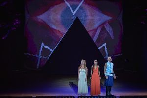 Taylor Louderman, Michelle Williams, Zak Resnick Photo