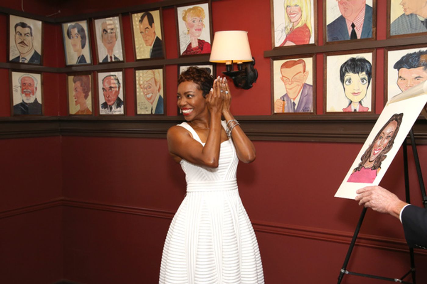 Photo Coverage: THE COLOR PURPLE's Heather Headley Joins the Sardi's Wall of Fame!  Image