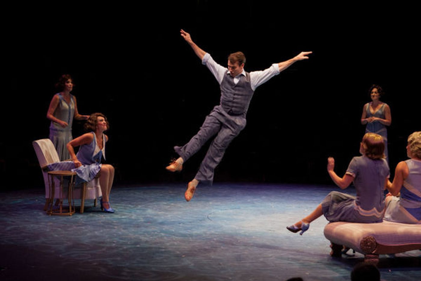 Photo Flash: First Look at Matt Loehr, Kristie Kerwin, HollyAnn Butler and More in NICE WORK IF YOU CAN GET IT at Music Circus  Image