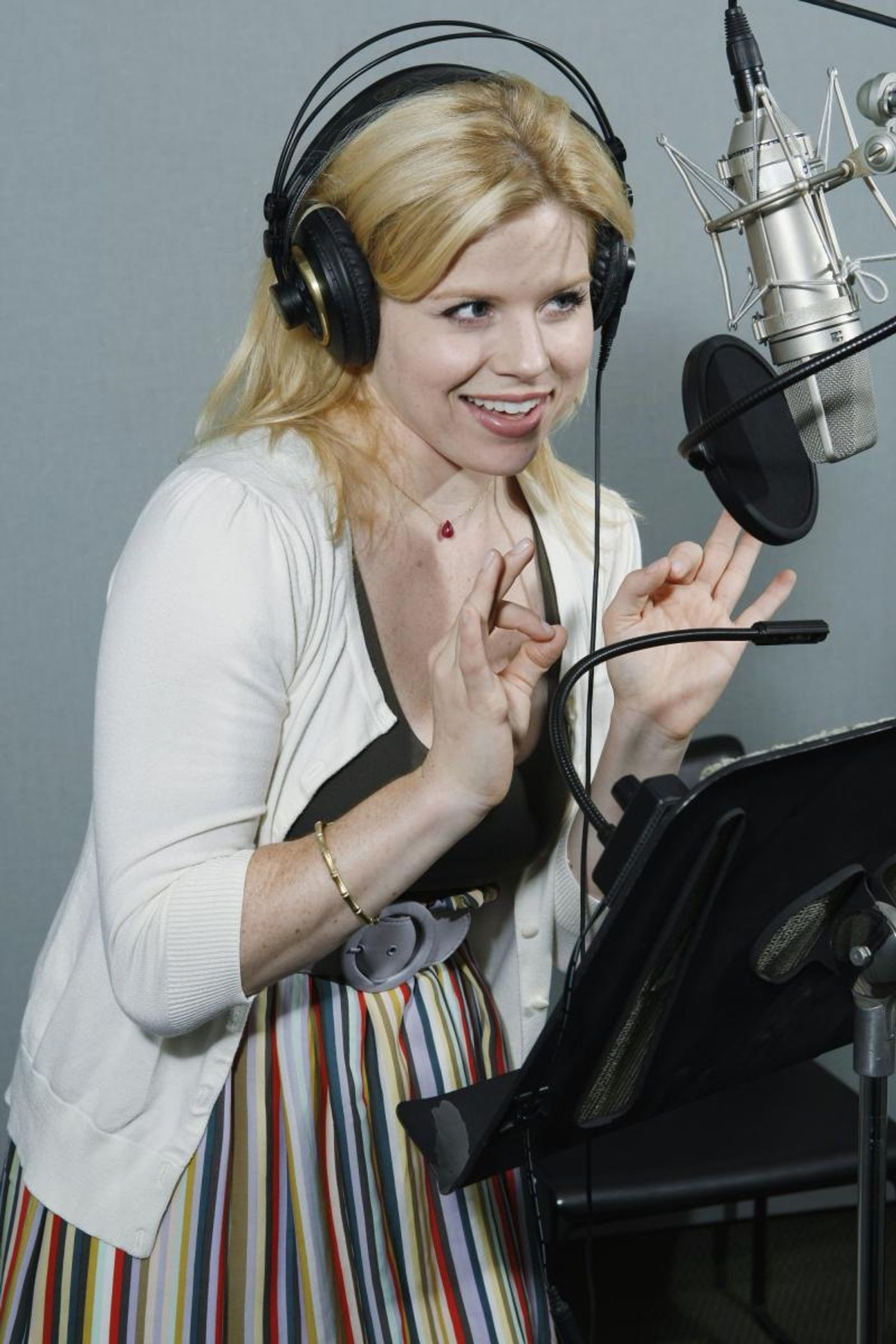 BWW Exclusive Sneak Peek: Megan Hilty Guest Stars on Today's SOFIA THE FIRST!  Image