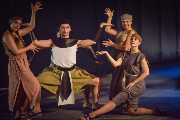 Emily Greenwell, Olivia Cipolla and company Photo