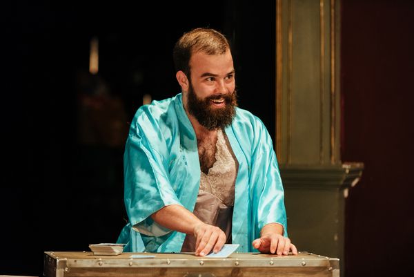 Tim Bell in DAME NATURE at Edinburgh Fringe 2016 Photo