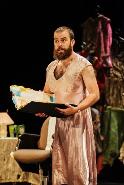 Tim Bell in DAME NATURE at Edinburgh Fringe 2016 Photo