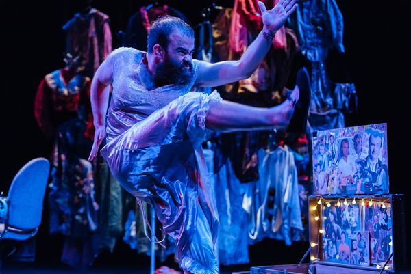 Tim Bell in DAME NATURE at Edinburgh Fringe 2016 Photo