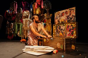 Tim Bell in DAME NATURE at Edinburgh Fringe 2016 @ BroadwayWorld Tim Bell in DAME NATURE at Edinburgh Fringe 2016 Photo
