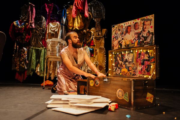 Tim Bell in DAME NATURE at Edinburgh Fringe 2016 Photo