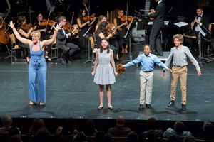 Elizabeth Stanley, Zoe Wilson, Jeremy T. Villas, Ashton Woerz @ BroadwayWorld Elizabeth Stanley, Zoe Wilson, Jeremy T. Villas, Ashton Woerz Photo