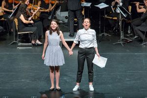 Zoe Wilson, Hannah Elless Photo