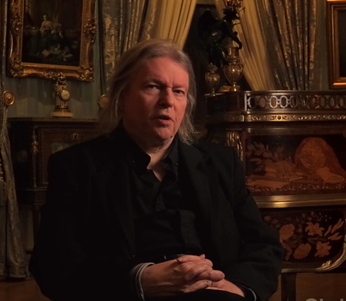VIDEO: Playwright Christopher Hampton Explains The Scandalous History of LES LIAISONS DANGEREUSES  Image