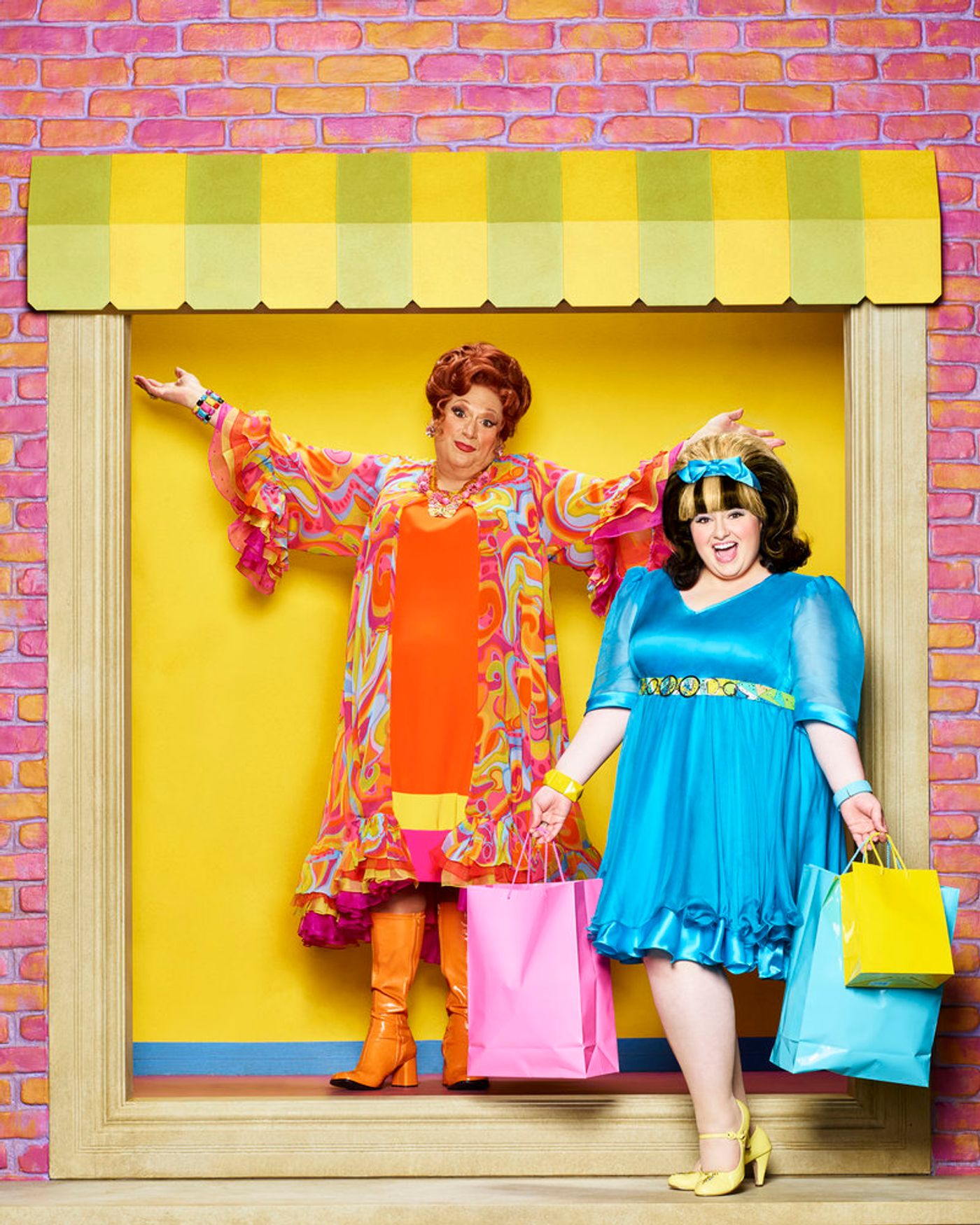 Welcome to the '60's! First Look at HAIRSPRAY LIVE's Edna & Tracy in Costume  Image