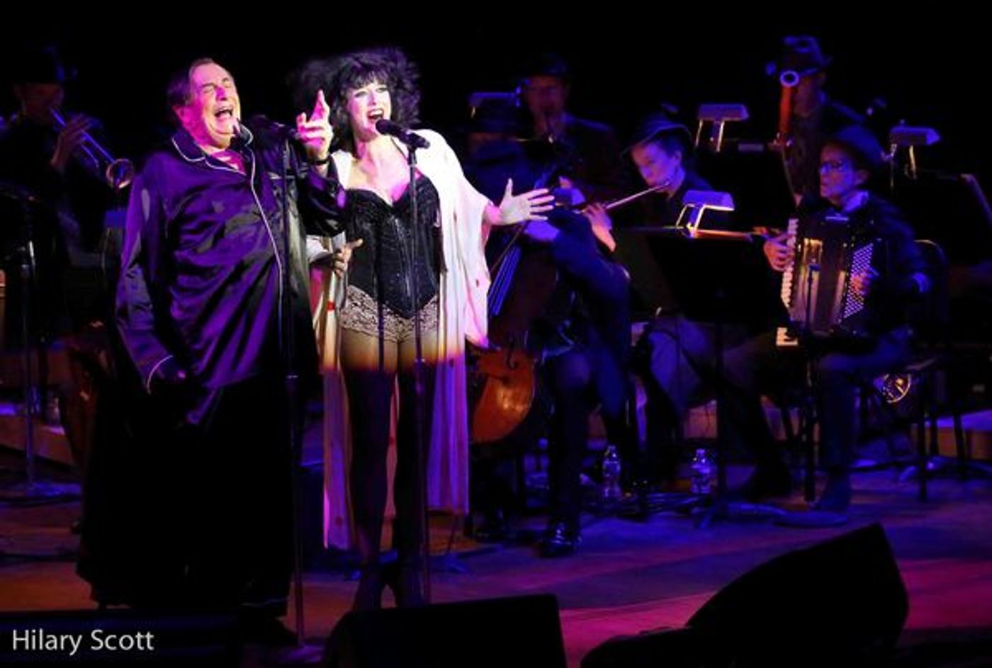 Photo Coverage: Barry Humphries Brings Weimar Cabaret to Tanglewood  Image