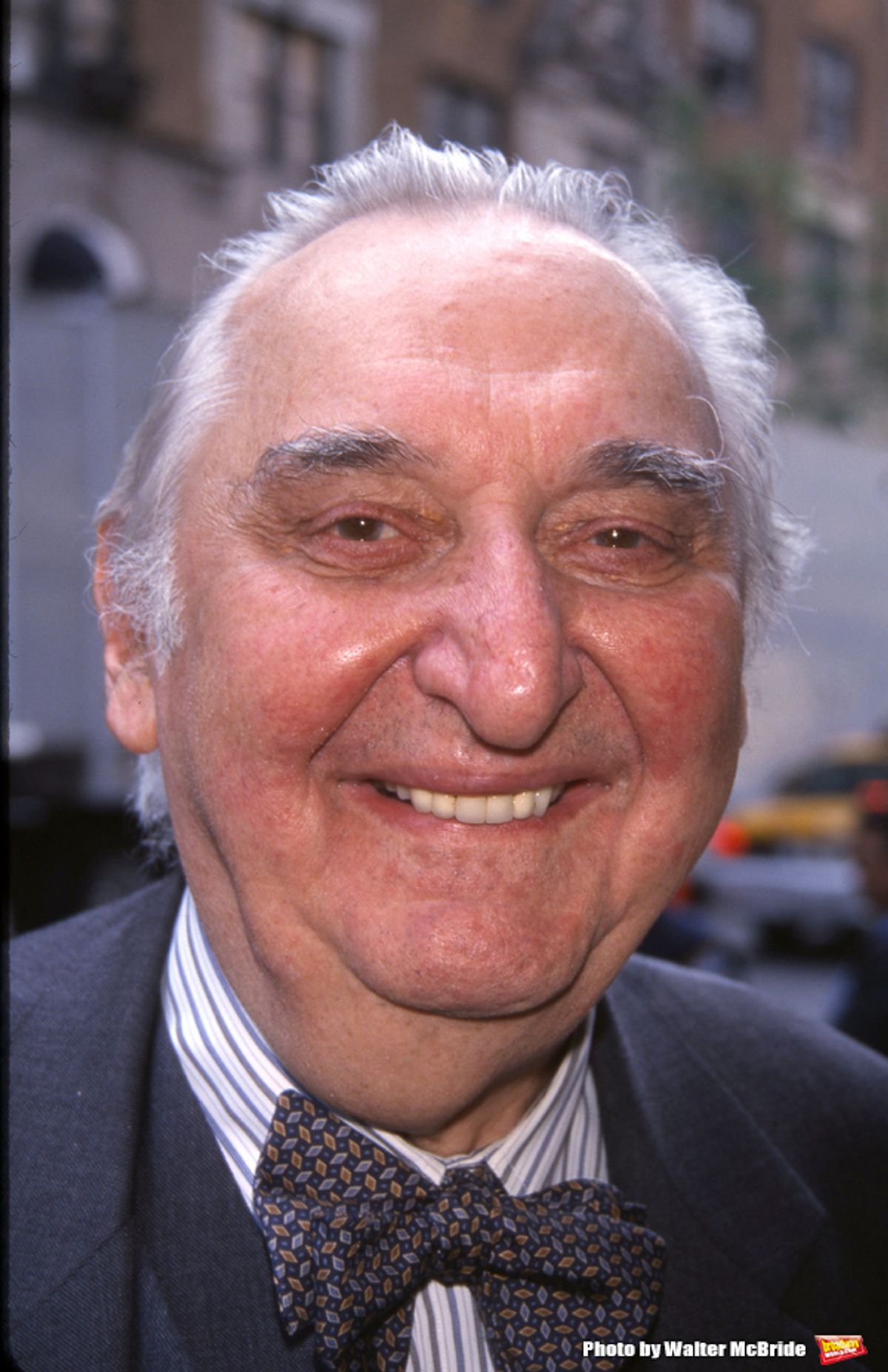 Fyvush Finkel attends the Fox TV Network Upfronts on on May 18, 2000 in New York City. at 