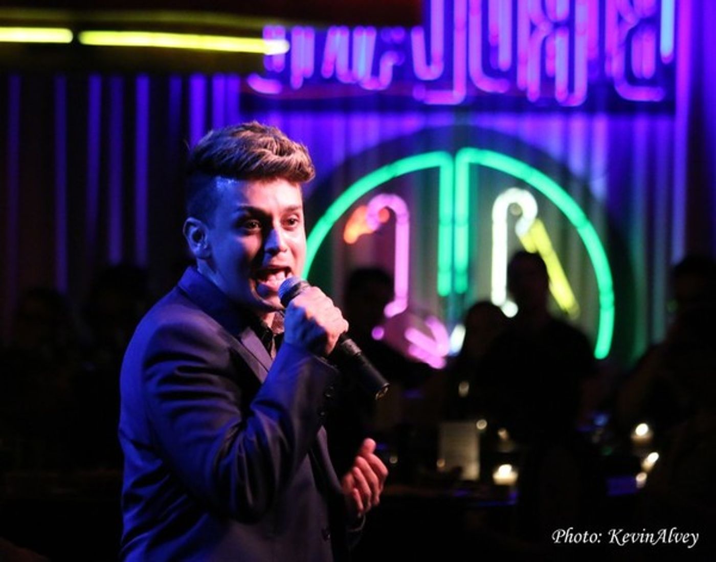 Photo Flash: Show Biz After Hours With Frank DiLella at Birdland!  Image