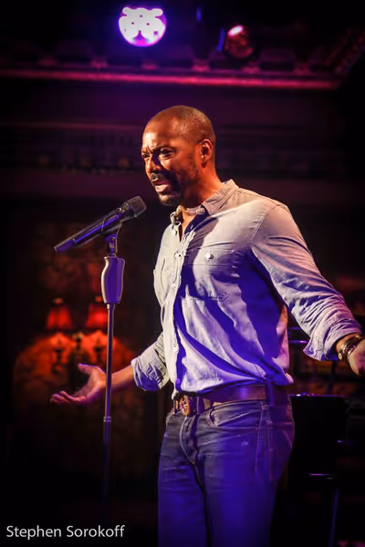 T. Oliver Reid Photo