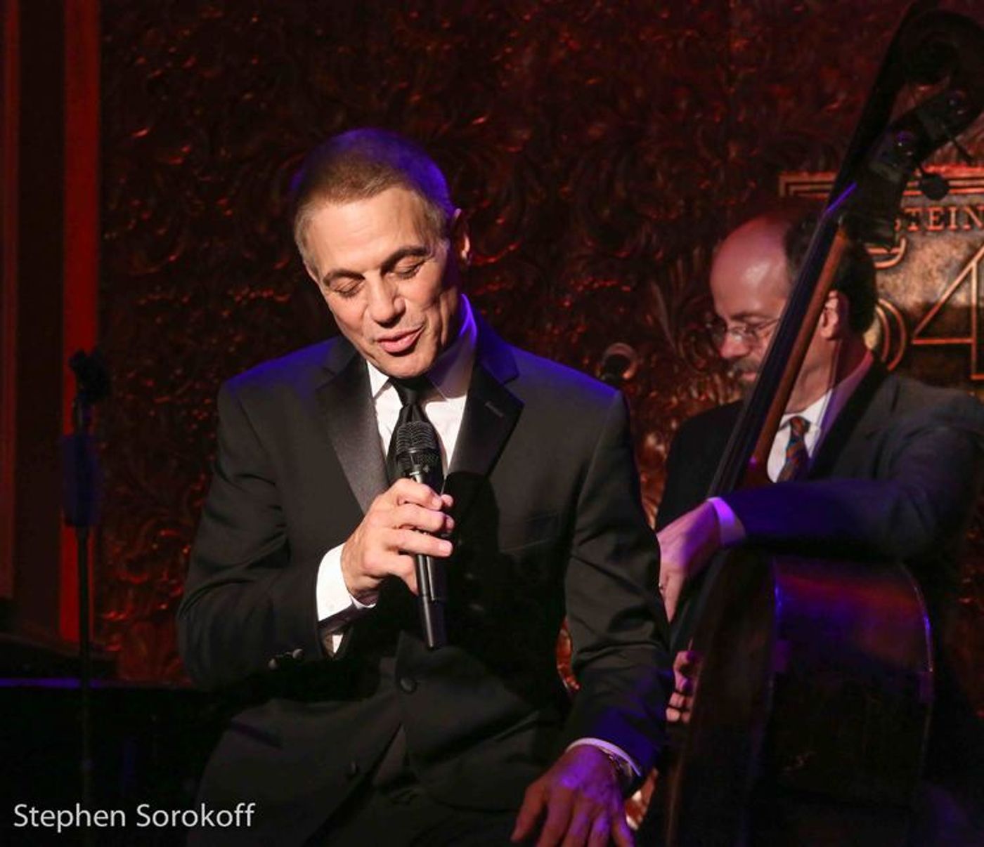 Review: Like a 'Boss,' Tony Danza Celebrates His Return from Los Angeles to New York in 'Standards & Stories' at Feinstein's/54 Below  Image