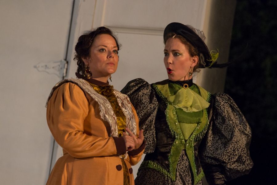 Photo Coverage: First look at Actors' Theatre of Columbus' AN IDEAL HUSBAND Image