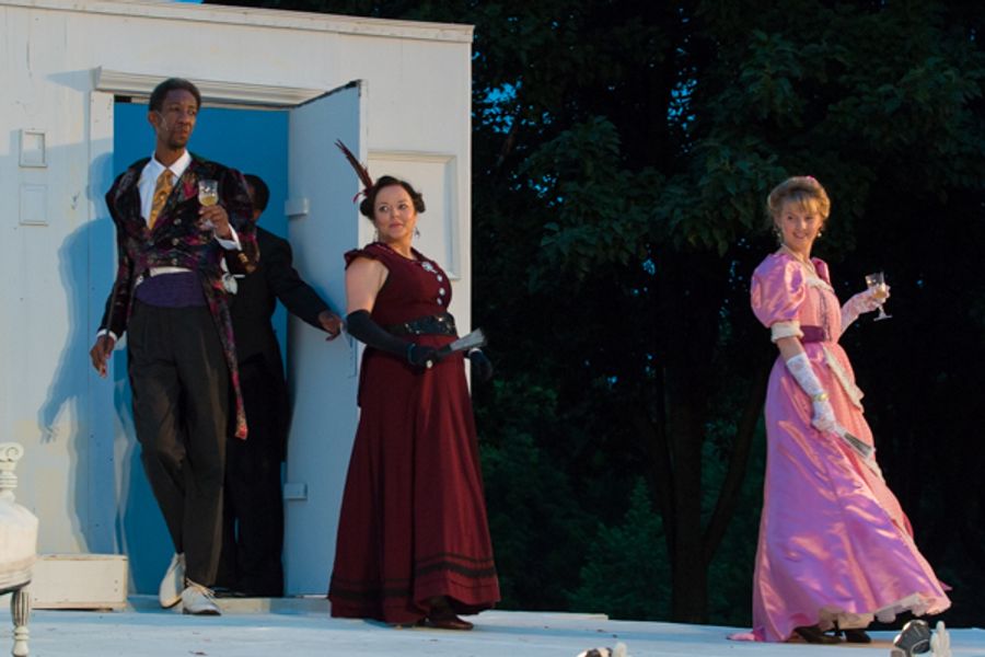 Photo Coverage: First look at Actors' Theatre of Columbus' AN IDEAL HUSBAND Image